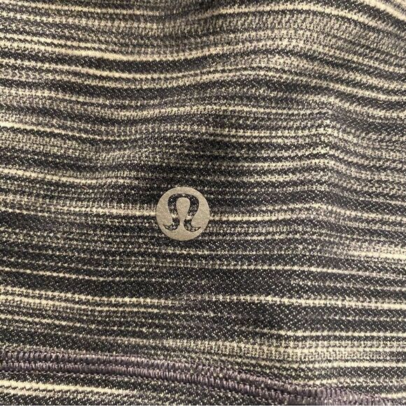 Lululemon Women’s‎ 6 Hoodie Define Jacket Heathered Black White Full Zip Sporty - Picture 15 of 16